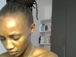 hornydoll22