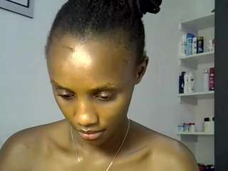 hornydoll22