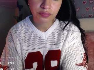 miia-petite Live Webcam on CamSoda