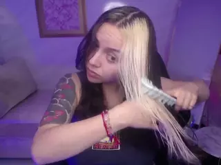SEXYHELA's Live Sex Cam Show