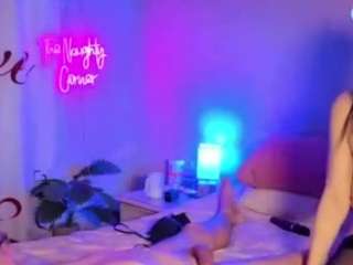 Johnydande's cam show statistics and live stream