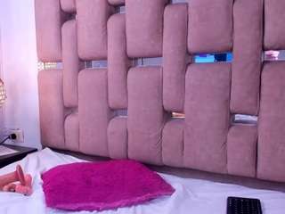 pamelaaddams's CamSoda show and profile