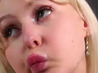SunnCapell's Live Sex Cam Show