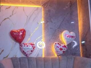 violeth-b Live Webcam on CamSoda