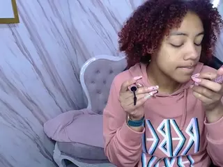 VIOLETHSKINNY's Live Sex Cam Show