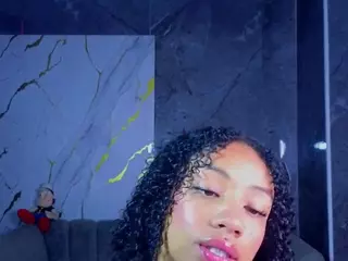 VIOLETHSKINNY