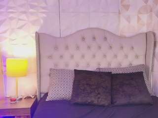 ambar-colling's live room
