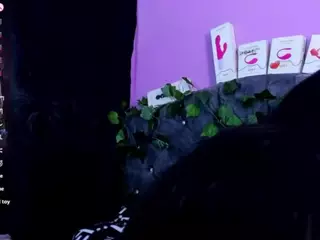 ashlyrossette's Live Sex Cam Show