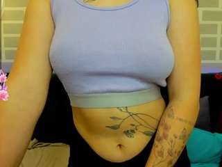 beatricereeves's CamSoda show and profile