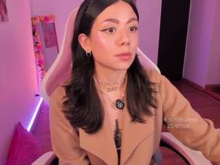 xmoonshine Live Webcam on CamSoda