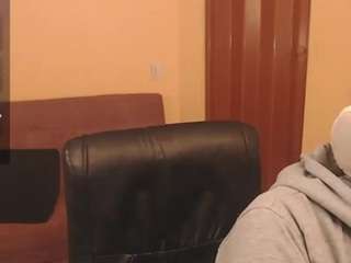 emily-fox-3 from CamSoda