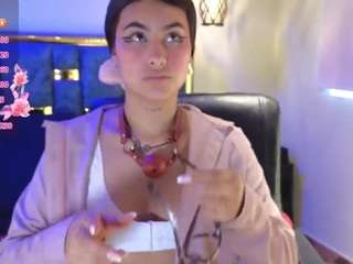 emily-fox-3