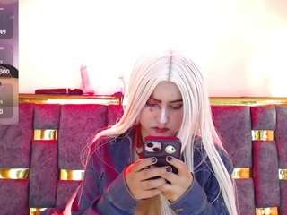  emily-fox-3 chat room