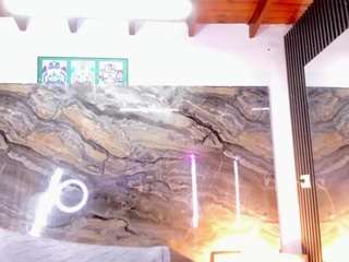 estefy-gomez09 live cam profile