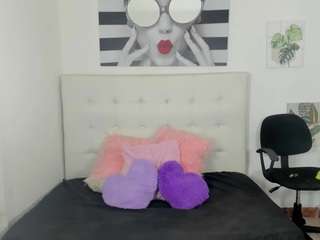 sofia-agudelo webcam model