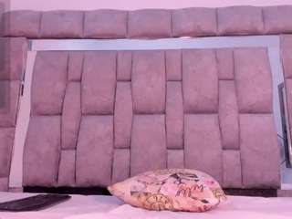zuly-jones webcam