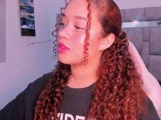 zuly-jones Live Webcam on CamSoda