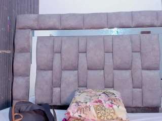 zuly-jones webcam