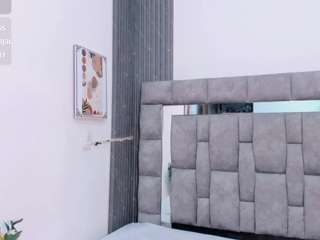 zuly-jones's CamSoda show and profile