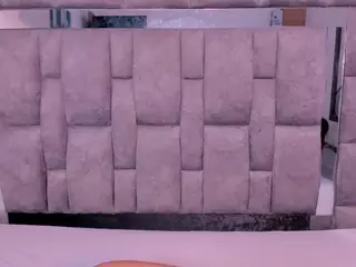 Zuly-Jones's Live Sex Cam Show