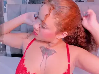 Zuly-Jones's Live Sex Cam Show