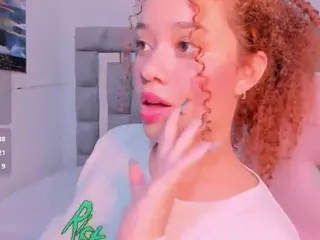 Zuly-Jones's Live Sex Cam Show