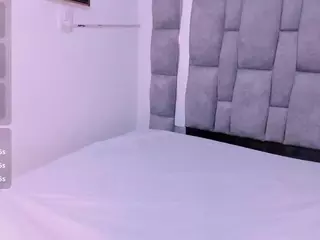 Zuly-Jones's Live Sex Cam Show