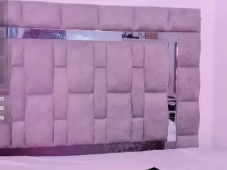 Zuly-Jones's Live Sex Cam Show