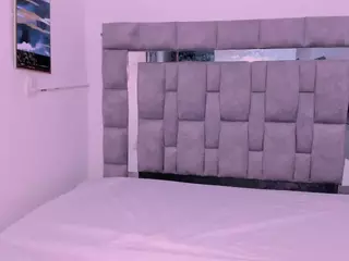 Zuly-Jones's Live Sex Cam Show