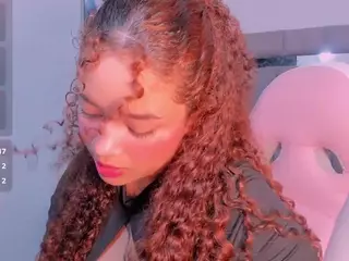 Zuly-Jones's Live Sex Cam Show