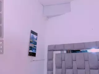 Zuly-Jones's Live Sex Cam Show