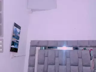 Zuly-Jones's Live Sex Cam Show