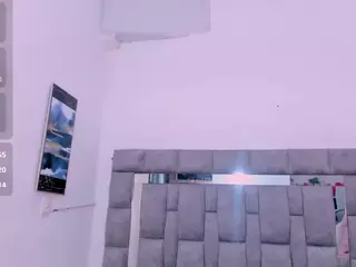 Zuly-Jones's Live Sex Cam Show
