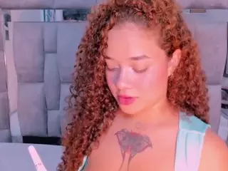 Zuly-Jones's Live Sex Cam Show