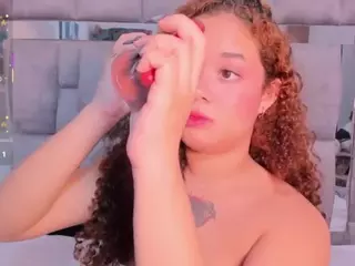Zuly-Jones's Live Sex Cam Show