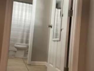 Live webcam model itsjennababe on Soda Cams