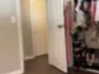 Live webcam model itsjennababe on Soda Cams