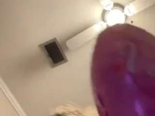 Live webcam model itsjennababe on Soda Cams