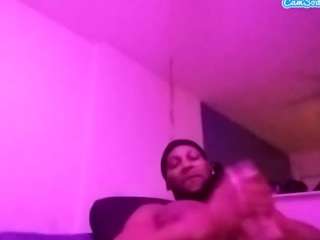 justus28 webcam model