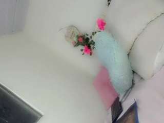 pariskiss Live Webcam on CamSoda