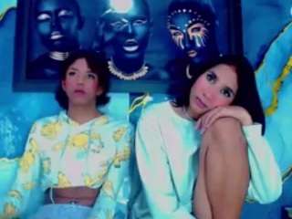 pariskiss