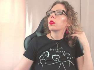 saradesirexo from CamSoda is Freechat