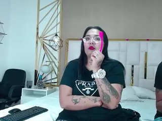 WildFlameF's Live Sex Cam Show