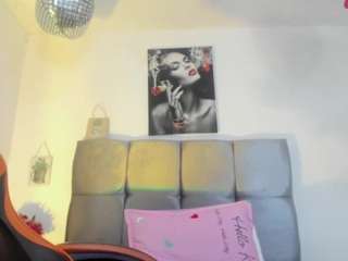 Dieses Model ist jetzt live. ariel-starx