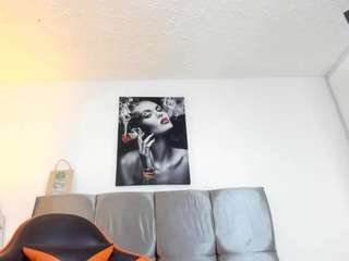 Ariel-starx live cam preview
