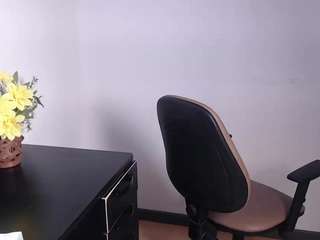esmeraldasweet0 webcam model