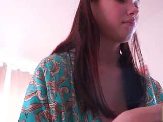 henriettaheldreth webcam model