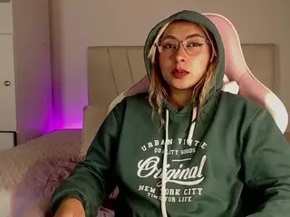 kalessi's Live Sex Cam Show
