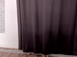 Kim-CollinsPeace's Live Sex Cam Show