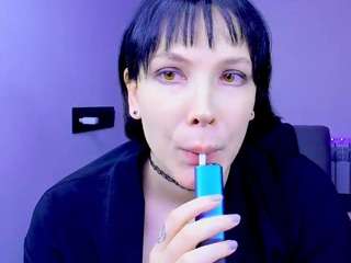 kiratenebris Live Webcam on CamSoda